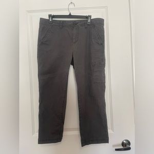 EDDIE BAUER cropped grey-washed cargo pants